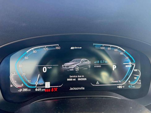 Used 2023 BMW 530e xDrive w/ Premium Package AWD/4WD image 36
