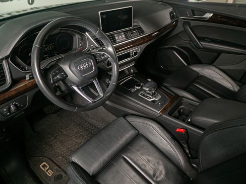 Used 2019 Audi Q5 2.0T Premium Plus w/ Premium Plus Package image 6