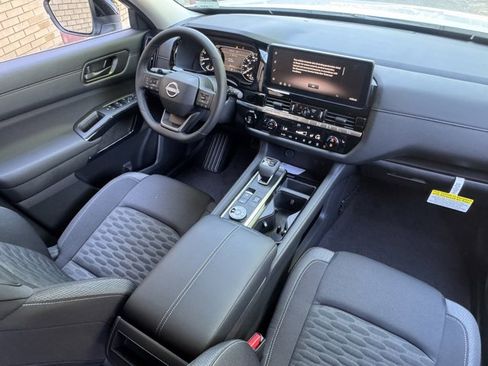 New 2026 Nissan Pathfinder SV AWD/4WD image 9