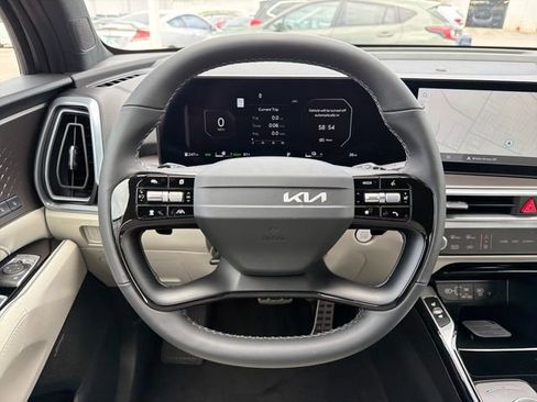 New 2026 Kia Sorento SX Prestige AWD/4WD image 10
