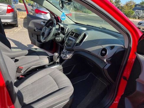 Used 2016 Chevrolet Sonic LT image 11