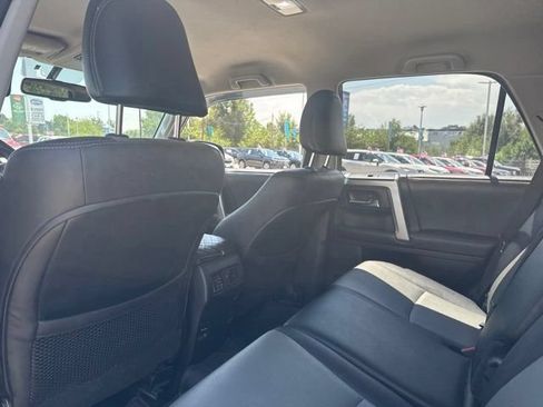 Used 2018 Toyota 4Runner SR5 Premium AWD/4WD image 11