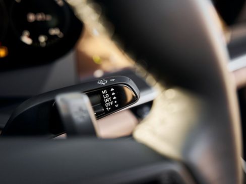 Used 2024 Porsche 911 Turbo image 52