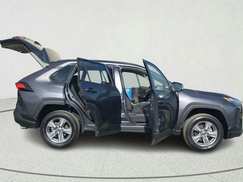 Used 2024 Toyota RAV4 XLE FWD image 14