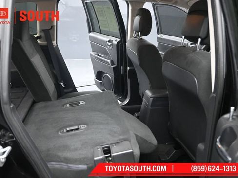 Used 2017 Jeep Compass Sport w/ Power Value Group FWD image 22