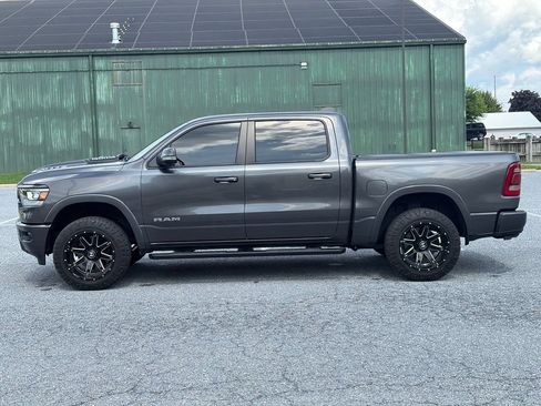 Used 2022 RAM 1500 Laramie AWD/4WD image 5