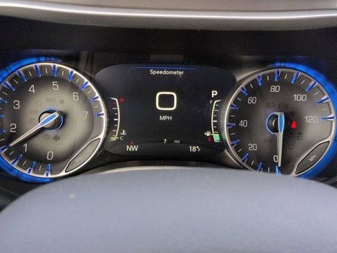 New 2026 Chrysler Pacifica Select FWD image 17