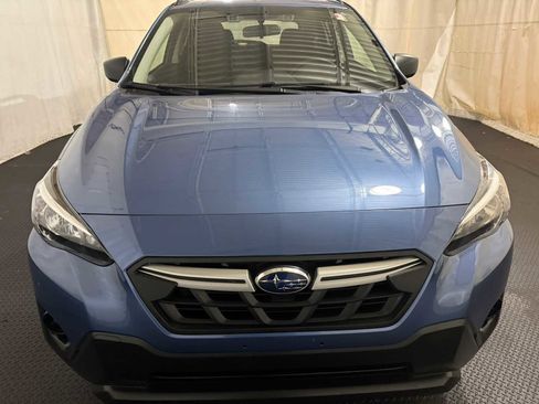 Certified 2021 Subaru Crosstrek 2.0i image 3