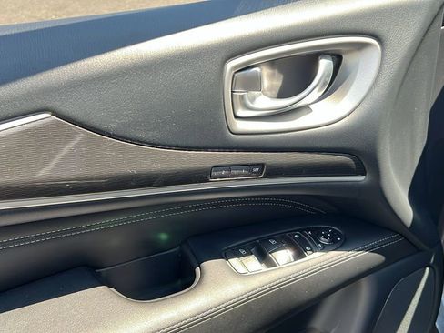 Used 2020 INFINITI QX60 Luxe w/ Essential Package image 21