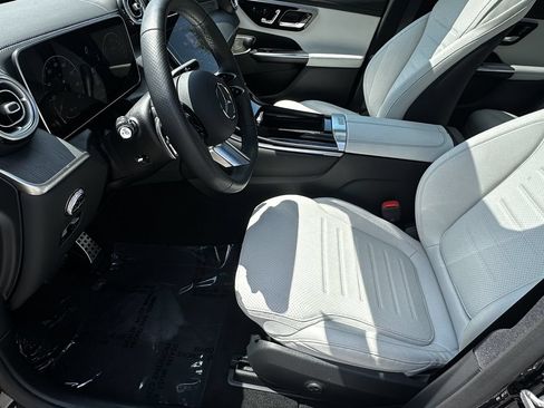 Certified 2025 Mercedes-Benz GLC 350e 4MATIC image 10