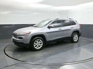 Used 2018 Jeep Cherokee Latitude Plus w/ Comfort/Convenience Group video 1