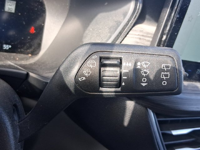 Used 2025 Ford Escape Platinum w/ Premium Technology Package AWD/4WD image 25