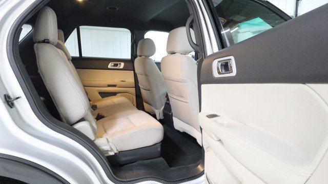 Used 2014 Ford Explorer XLT AWD/4WD image 11