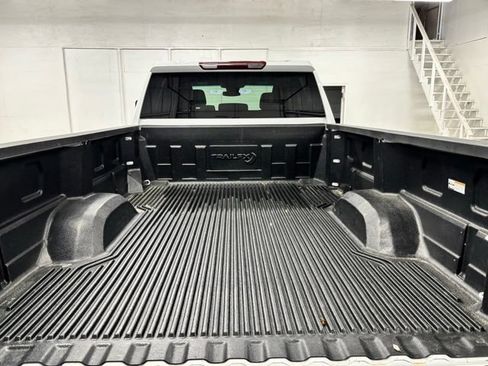 Used 2025 Chevrolet Silverado 2500 LT w/ Convenience Package AWD/4WD image 23