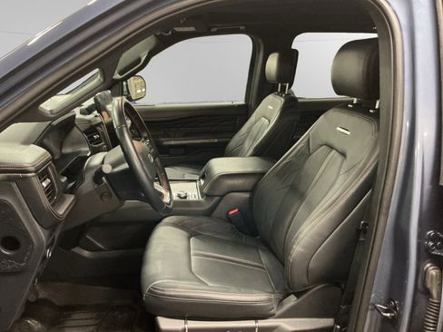 Certified 2023 Ford Expedition Max Platinum image 9