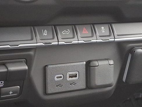 New 2025 GMC Sierra 2500 Pro w/ Convenience Package image 21