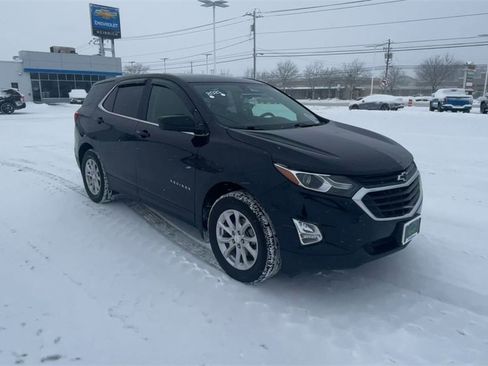 Certified 2021 Chevrolet Equinox LT image 2