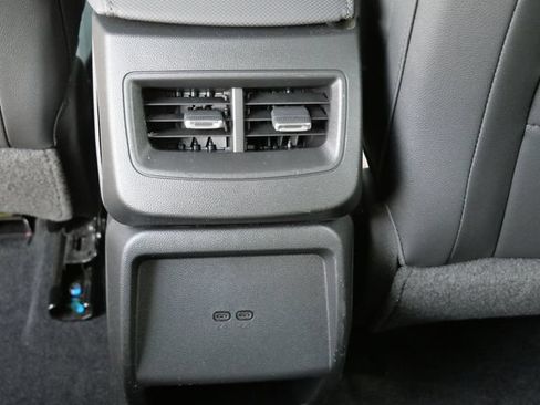 Used 2024 Chevrolet Equinox EV RS AWD/4WD image 15