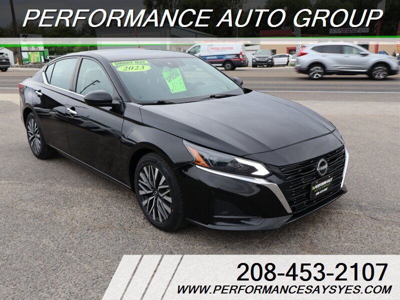Used 2023 Nissan Altima 2.5 SV FWD image 1