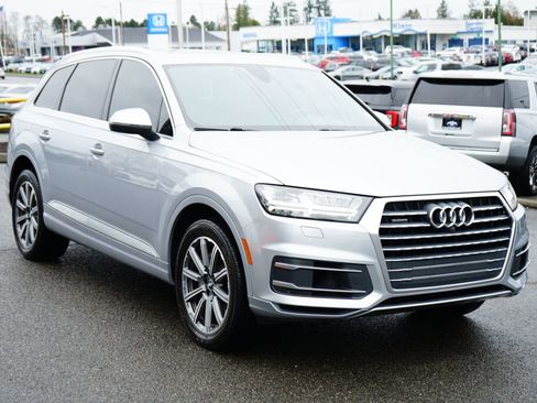 Used 2018 Audi Q7 3.0T Premium Plus w/ Premium Plus Package image 7