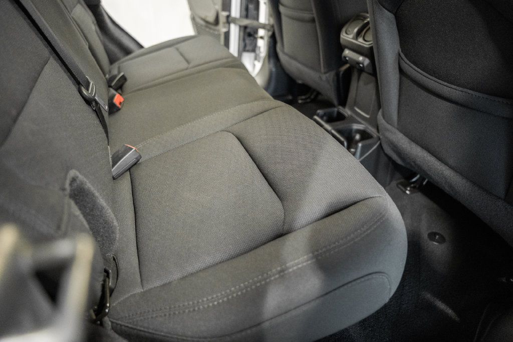 Used 2022 Jeep Wrangler Unlimited Sport AWD/4WD image 33