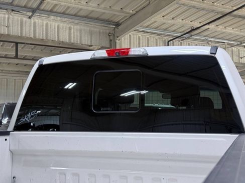 Used 2017 Ford F250 Platinum w/ Platinum Ultimate Package AWD/4WD image 22