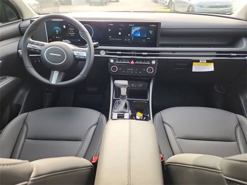 New 2025 Hyundai Tucson SEL image 11
