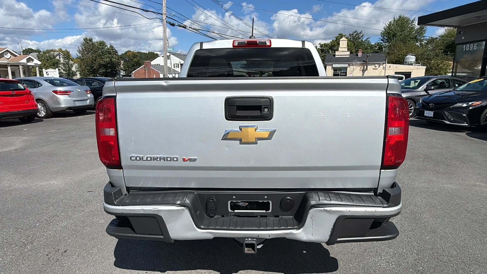Used 2019 Chevrolet Colorado W/T w/ Custom Special Edition AWD/4WD image 6