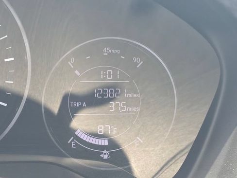 Used 2019 Honda HR-V Sport image 29