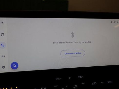 Used 2024 Toyota bZ4X XLE w/ Weather Package image 23