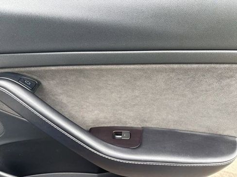 Used 2023 Tesla Model 3 Performance image 34