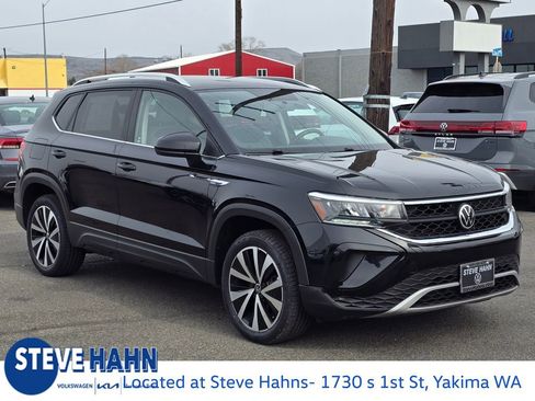 Used 2022 Volkswagen Taos SE image 7