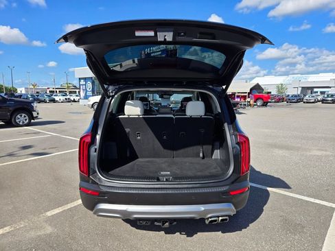 Used 2022 Kia Telluride EX FWD image 18