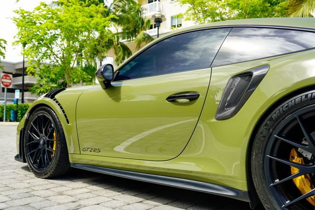 Used 2018 Porsche 911 GT2 RS RWD image 19