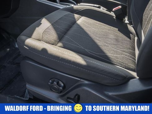 Used 2020 Ford EcoSport SE w/ SE Convenience Package image 34