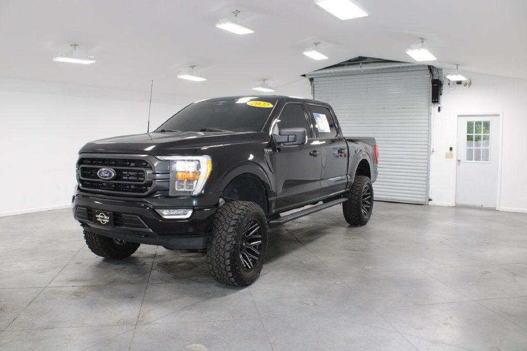 Used 2022 Ford F150 XLT w/ Equipment Group 302A High AWD/4WD image 4