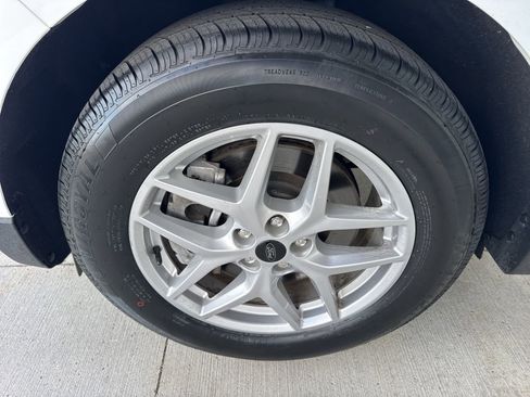 Certified 2023 Ford Edge SEL w/ Convenience Package image 18