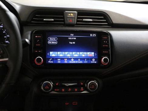 New 2025 Nissan Versa SR w/ Trunk Package image 10