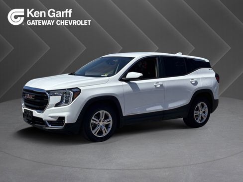Certified 2024 GMC Terrain SLE FWD image 1