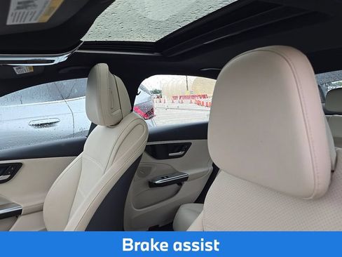 Used 2025 Mercedes-Benz C 300 4MATIC Sedan image 15