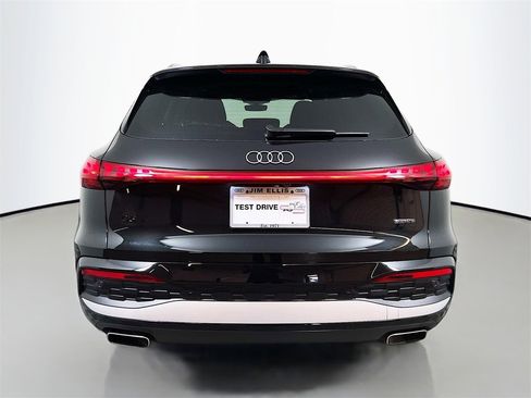 New 2025 Audi Q5 Premium Plus image 6