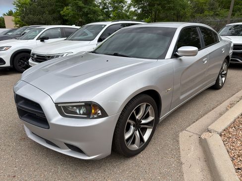 Used 2012 Dodge Charger R/T RWD image 1
