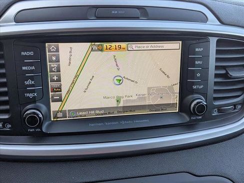 Used 2019 Kia Sorento SX w/ SX Touring Package image 13
