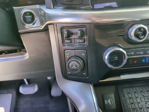 Used 2023 Ford F150 Lariat w/ Trailer Tow Package AWD/4WD image 30