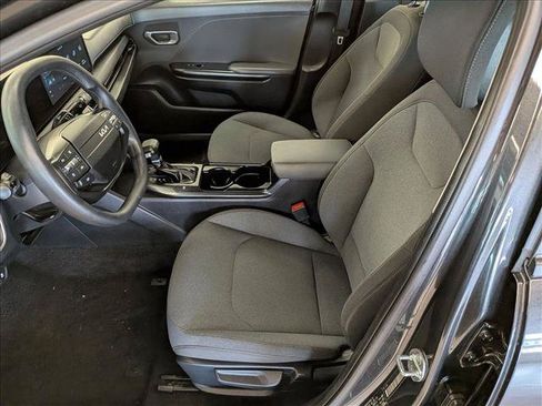 Used 2025 Kia K4 FWD image 20