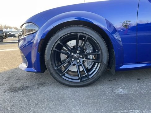 Used 2022 Dodge Charger SRT Hellcat w/ Harman/Kardon Audio Group image 31