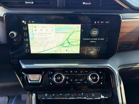 Used 2024 GMC Sierra 2500 Denali Ultimate w/ Max Trailering Package AWD/4WD image 12