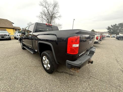 Used 2015 GMC Sierra 2500 SLT w/ All-Terrain HD Package image 7