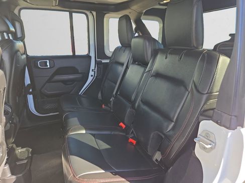 Used 2021 Jeep Wrangler Unlimited Rubicon image 15