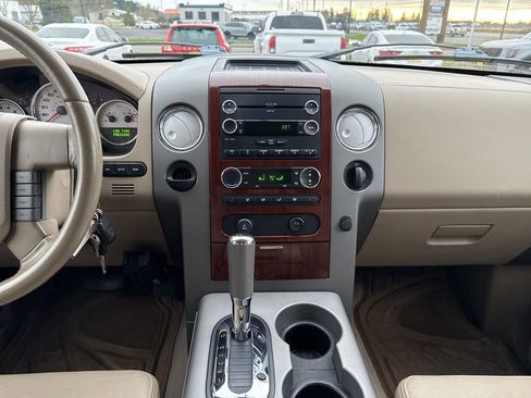 Used 2008 Ford F150 XLT image 24